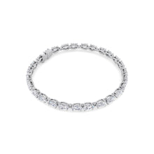 Pearlescent Radiance - Captivating Pear Shaped Diamond Bracelet