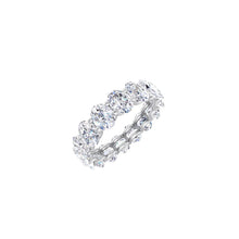 Timeless Grace- Captivating Oval Lab-Grown Diamond Ring