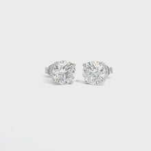 Ethereal Elegance - Round-Cut Diamond Earrings with Central Sparkle